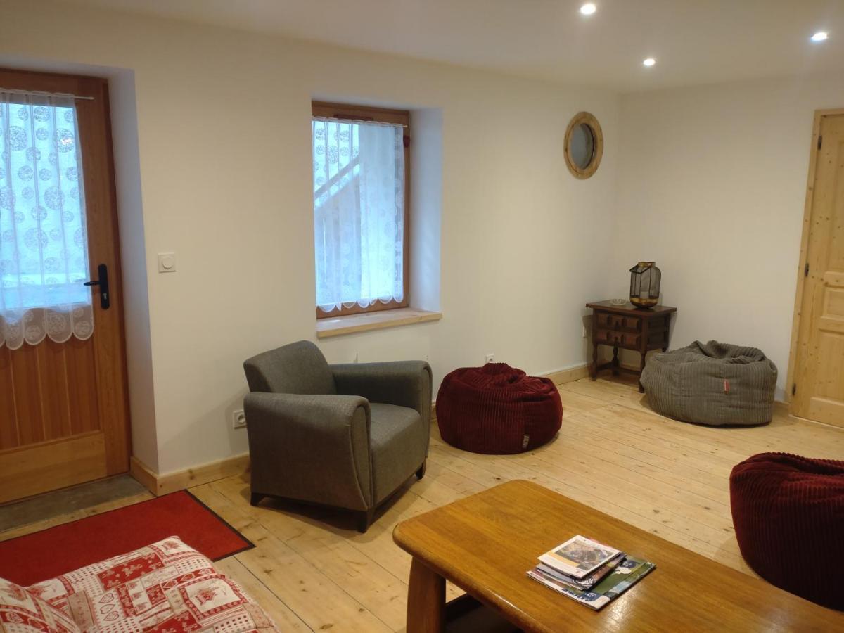 La Maizon Du Bois - Le Haut Appartement De 130 M2 - Le Bas Appartement De 70 M2 Ла-Плань Екстер'єр фото