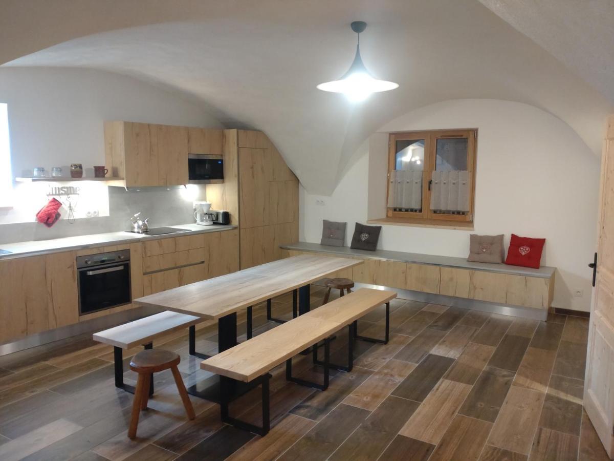 La Maizon Du Bois - Le Haut Appartement De 130 M2 - Le Bas Appartement De 70 M2 Ла-Плань Екстер'єр фото